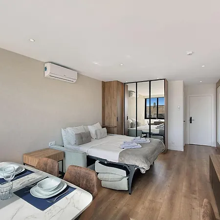 Ocean Breeze Rooms, 3* Албуфейра