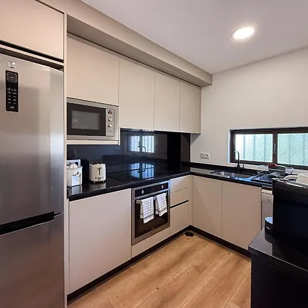 Ocean Breeze Rooms, Guest house Albufeira